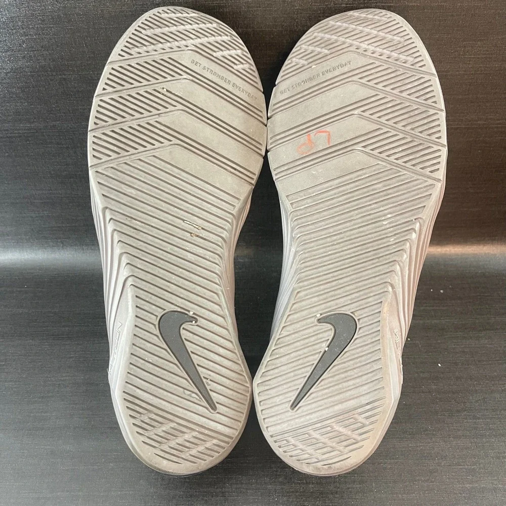 Nike mens size